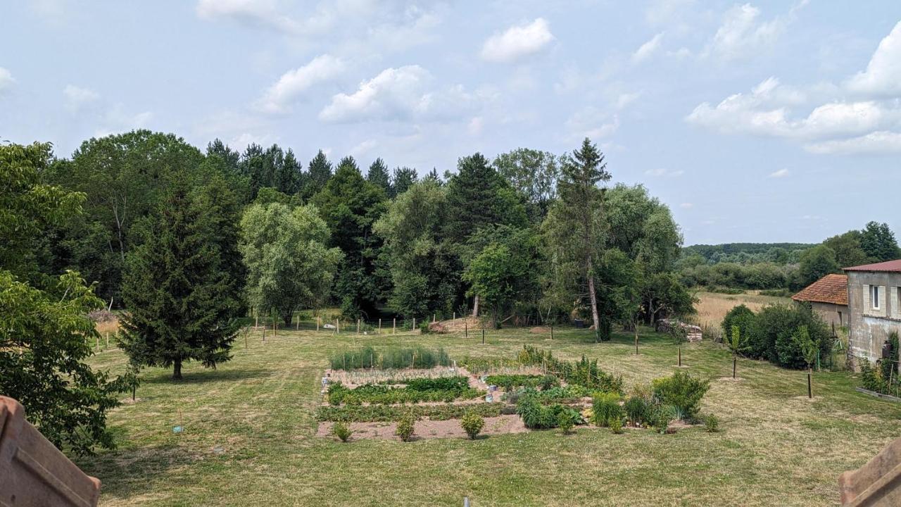 L'Orcheran Panzió Vielverge Kültér fotó